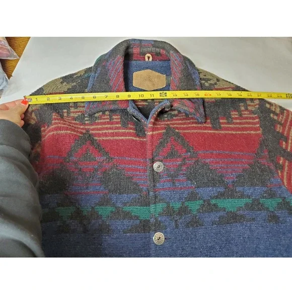 VRTG Woolrich Mens L Southwestern‎ Aztec Print Wool Jacket Made in USA Barn Coat - Picture 4 of 12